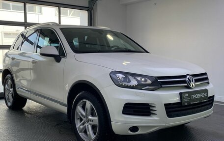 Volkswagen Touareg III, 2011 год, 1 699 000 рублей, 3 фотография