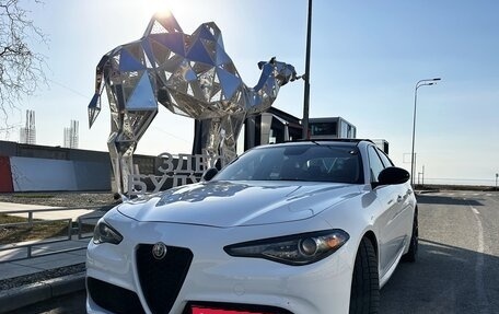Alfa Romeo Giulia II, 2019 год, 4 000 000 рублей, 1 фотография