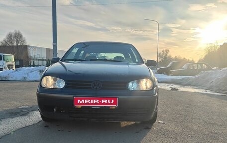 Volkswagen Golf IV, 1998 год, 340 000 рублей, 1 фотография