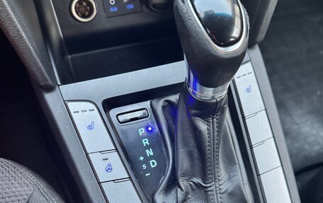 Hyundai Elantra VI рестайлинг, 2019 год, 1 100 000 рублей, 10 фотография