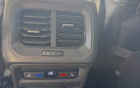 Volkswagen Tiguan II, 2018 год, 2 480 000 рублей, 8 фотография