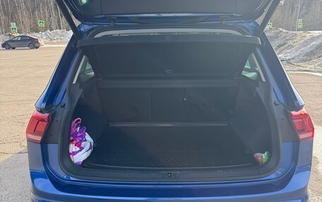 Volkswagen Tiguan II, 2018 год, 2 480 000 рублей, 5 фотография