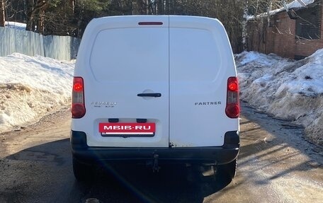 Peugeot Partner II рестайлинг 2, 2011 год, 450 000 рублей, 4 фотография