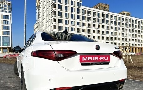 Alfa Romeo Giulia II, 2019 год, 4 000 000 рублей, 8 фотография