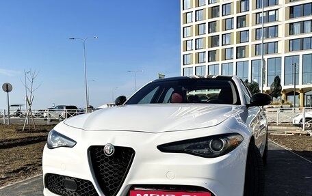Alfa Romeo Giulia II, 2019 год, 4 000 000 рублей, 4 фотография