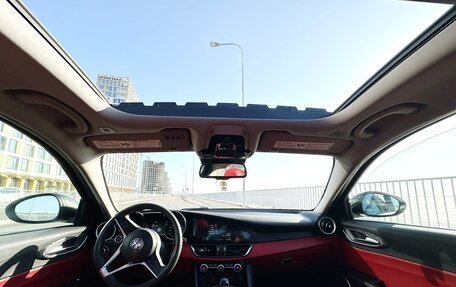 Alfa Romeo Giulia II, 2019 год, 4 000 000 рублей, 20 фотография