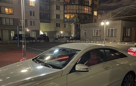 Mercedes-Benz E-Класс, 2010 год, 1 380 000 рублей, 4 фотография