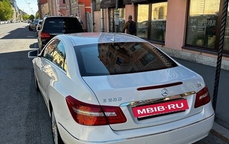 Mercedes-Benz E-Класс, 2010 год, 1 380 000 рублей, 5 фотография