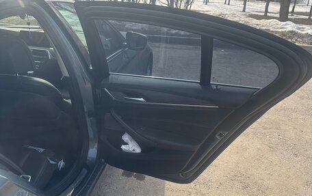 BMW 5 серия, 2018 год, 3 350 000 рублей, 11 фотография