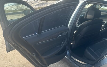 BMW 5 серия, 2018 год, 3 350 000 рублей, 9 фотография