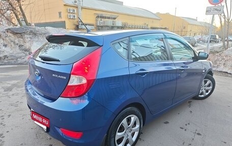 Hyundai Solaris II рестайлинг, 2012 год, 920 000 рублей, 2 фотография