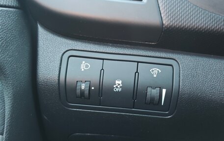 Hyundai Solaris II рестайлинг, 2012 год, 920 000 рублей, 10 фотография