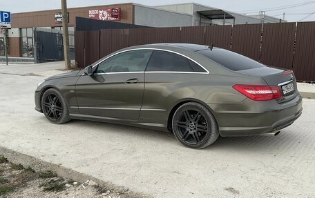 Mercedes-Benz E-Класс, 2012 год, 1 780 000 рублей, 4 фотография