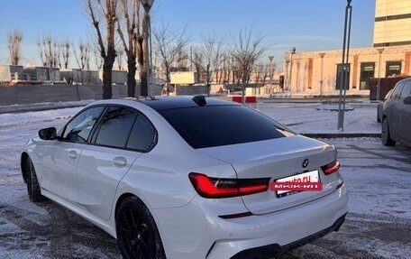 BMW 3 серия, 2019 год, 2 750 000 рублей, 15 фотография