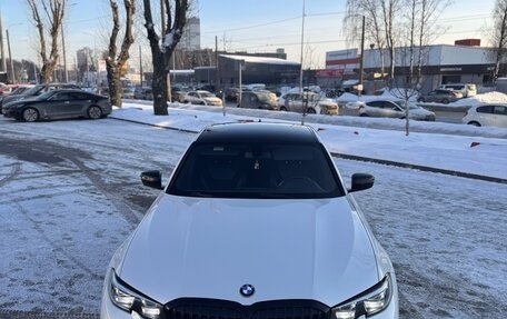 BMW 3 серия, 2019 год, 2 750 000 рублей, 19 фотография