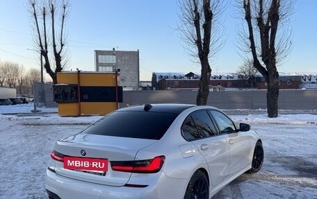 BMW 3 серия, 2019 год, 2 750 000 рублей, 13 фотография