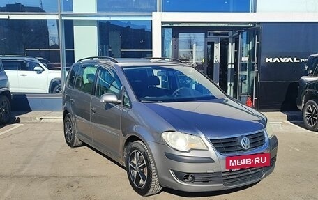 Volkswagen Touran III, 2008 год, 589 000 рублей, 3 фотография