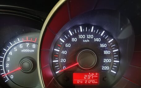 KIA Rio III рестайлинг, 2017 год, 1 420 000 рублей, 10 фотография