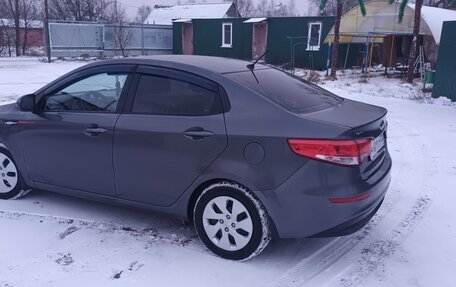 KIA Rio III рестайлинг, 2016 год, 1 010 000 рублей, 17 фотография