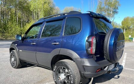 Chevrolet Niva I рестайлинг, 2016 год, 705 000 рублей, 5 фотография