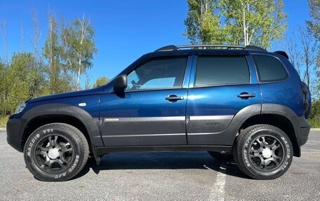 Chevrolet Niva I рестайлинг, 2016 год, 705 000 рублей, 6 фотография