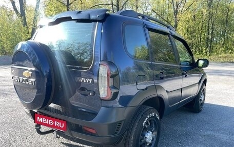 Chevrolet Niva I рестайлинг, 2016 год, 705 000 рублей, 3 фотография