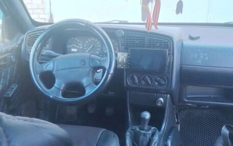 Volkswagen Passat B4, 1994 год, 220 000 рублей, 7 фотография