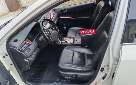 Toyota Camry, 2013 год, 1 550 000 рублей, 14 фотография