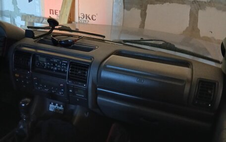 Land Rover Discovery III, 1999 год, 700 000 рублей, 1 фотография