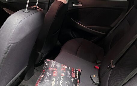 Hyundai Solaris II рестайлинг, 2015 год, 1 160 000 рублей, 18 фотография