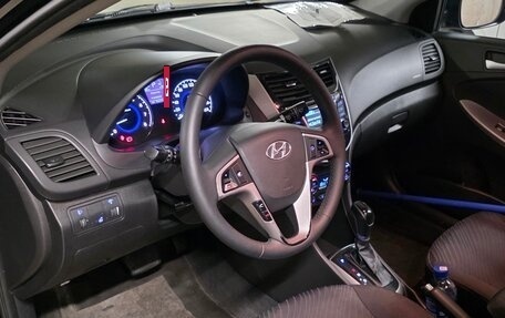 Hyundai Solaris II рестайлинг, 2015 год, 1 160 000 рублей, 16 фотография