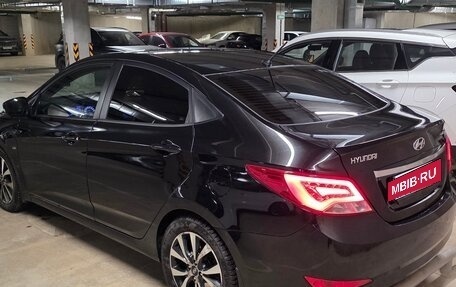 Hyundai Solaris II рестайлинг, 2015 год, 1 160 000 рублей, 14 фотография