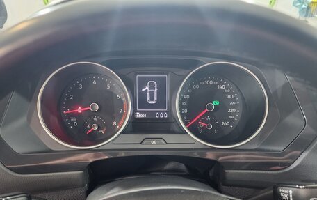 Volkswagen Tiguan II, 2018 год, 2 300 000 рублей, 5 фотография