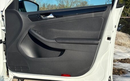 Volkswagen Jetta VI, 2017 год, 1 550 000 рублей, 18 фотография