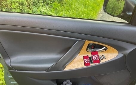 Toyota Camry, 2007 год, 1 050 000 рублей, 2 фотография