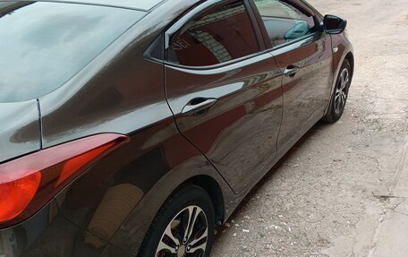 Hyundai Elantra V, 2015 год, 995 000 рублей, 2 фотография