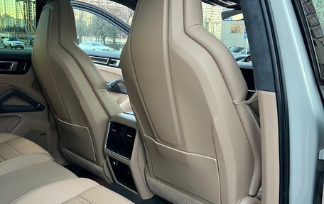 Porsche Cayenne III, 2021 год, 10 200 000 рублей, 12 фотография