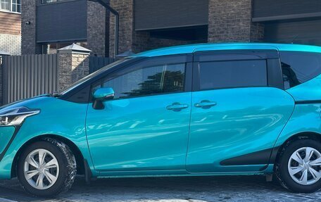 Toyota Sienta II, 2021 год, 1 599 000 рублей, 2 фотография