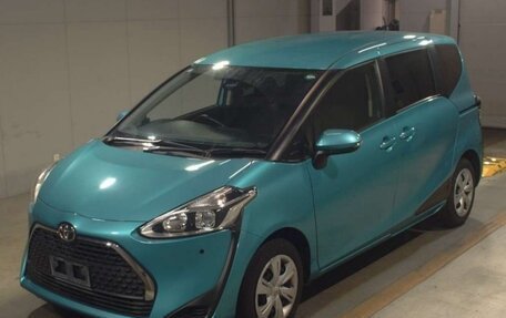 Toyota Sienta II, 2021 год, 1 599 000 рублей, 18 фотография