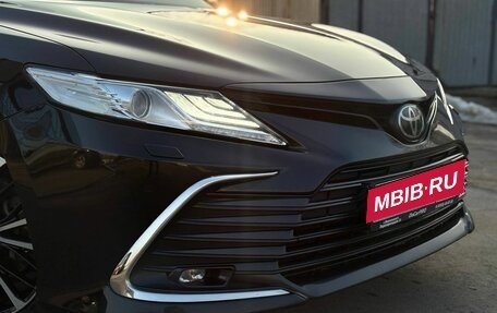 Toyota Camry, 2021 год, 3 265 000 рублей, 4 фотография