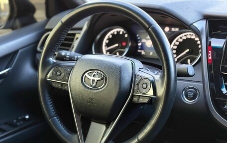 Toyota Camry, 2021 год, 3 265 000 рублей, 19 фотография