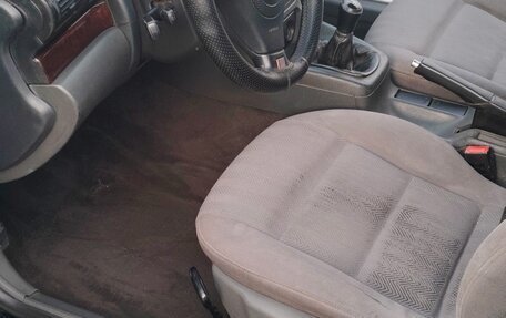 Audi A4, 1998 год, 430 000 рублей, 17 фотография