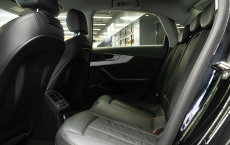 Audi A4, 2018 год, 2 199 000 рублей, 13 фотография