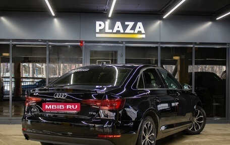 Audi A4, 2018 год, 2 199 000 рублей, 4 фотография