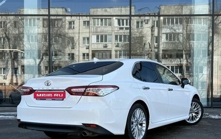 Toyota Camry, 2018 год, 2 820 000 рублей, 5 фотография