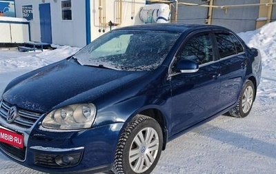 Volkswagen Jetta VI, 2010 год, 575 000 рублей, 1 фотография
