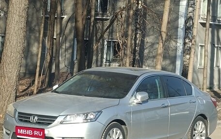 Honda Accord IX рестайлинг, 2013 год, 1 500 000 рублей, 1 фотография