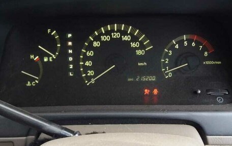 Toyota Grand HiAce I, 2002 год, 800 000 рублей, 5 фотография