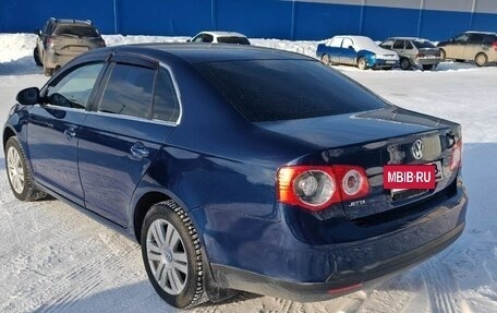 Volkswagen Jetta VI, 2010 год, 575 000 рублей, 3 фотография