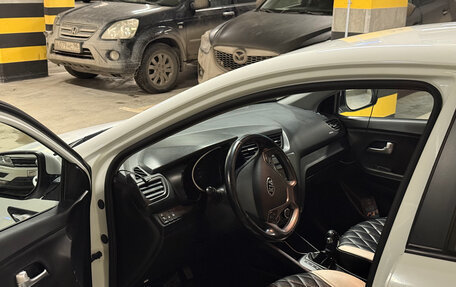 KIA Rio III рестайлинг, 2015 год, 1 049 000 рублей, 13 фотография